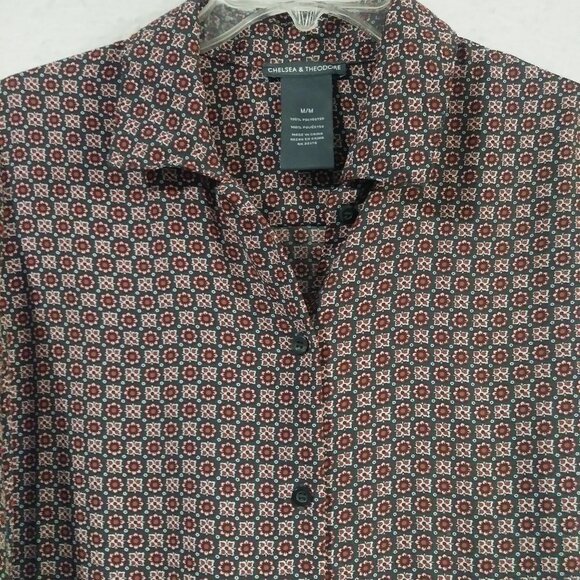 Chelsea & Theodore Print Button Down Top - Picture 3 of 6